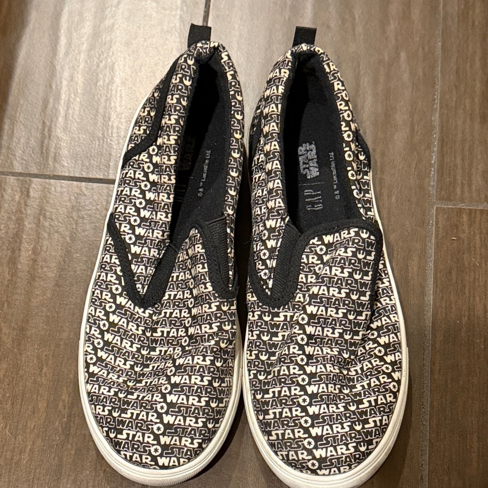 GAP Kids Star Wars Black and White Slip-On Shoes